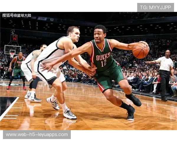 体能师离职风波：赛季中期谁来负责球员恢复？